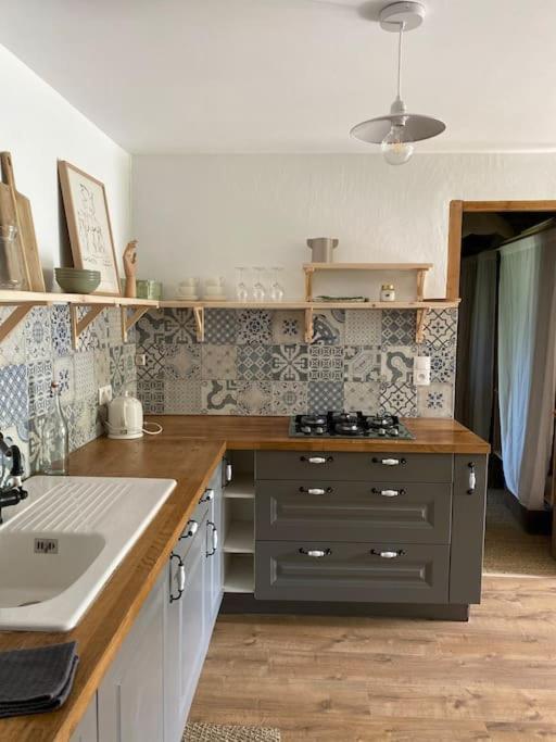 La Maison De Juliette Ceret Luaran gambar